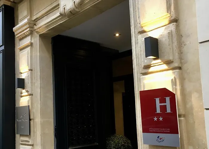 Hotel Victor Massé